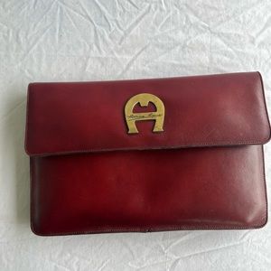 Vintage Etienne Aigner Clutch